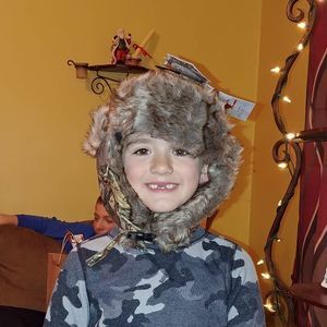 Meet your Posher, Holly